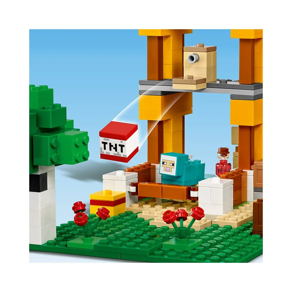 LEGO Minecraft The Crafting Box 4.0 21249 Building Toy Set (605 Pieces)